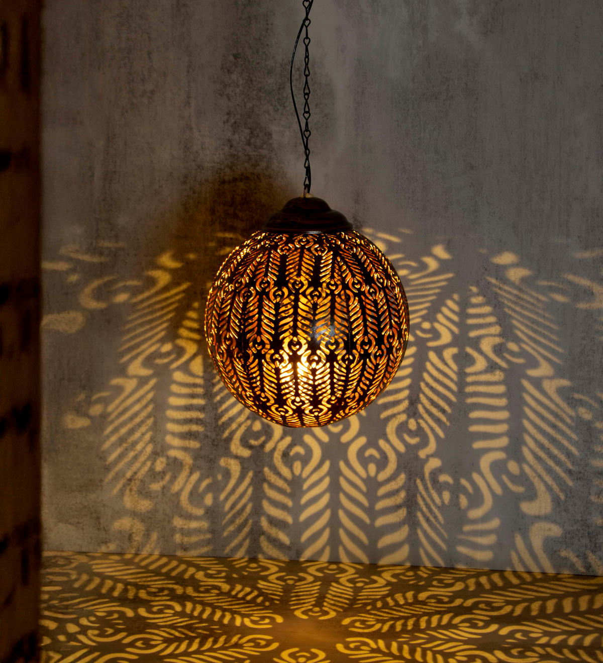 SOLARLAMPEN Orientalisch - stilvolles Set mit hängenden und steckbaren Lampen für stimmungsvolle Abende im Garten - Weiß, Kunststoff (18.3/18.3/59cm) - Northpoint