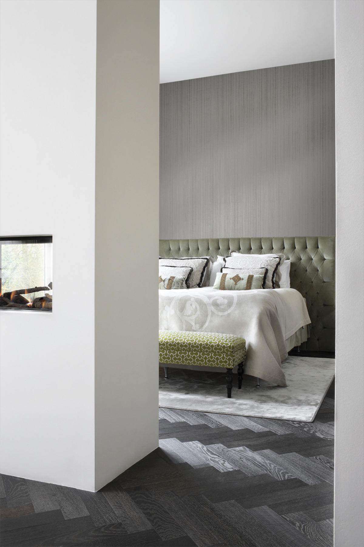 TAPETE feine unregelmäßige Streifen mit Sandstruktur 53 cm x 10.05 m - Braun, Papier (53/1000cm) - Origin Wallcoverings