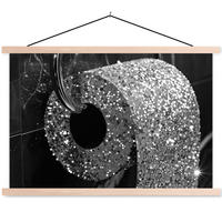 POSTER WC - Toilettenpapier - Schwarz und weiß - Glitter 120x80 cm - Silberfarben, Textil (120/80/0.15cm) - MuchoWow