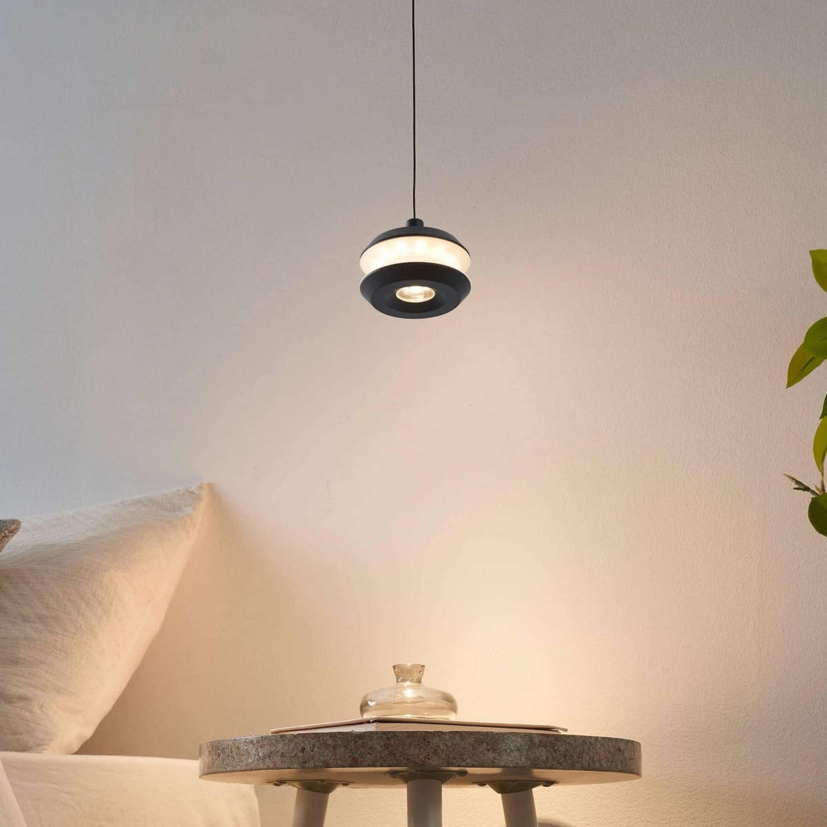 HÄNGELEUCHTE Rive, Schwarz, 4cm - Schwarz, Metall (150/8/4cm) - KOSILUM