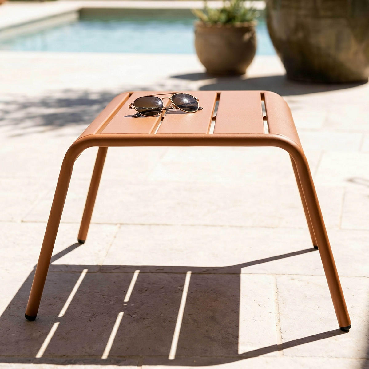 GARTENHOCKER, Karamell - Braun, Metall (44/30/40cm) - Oviala