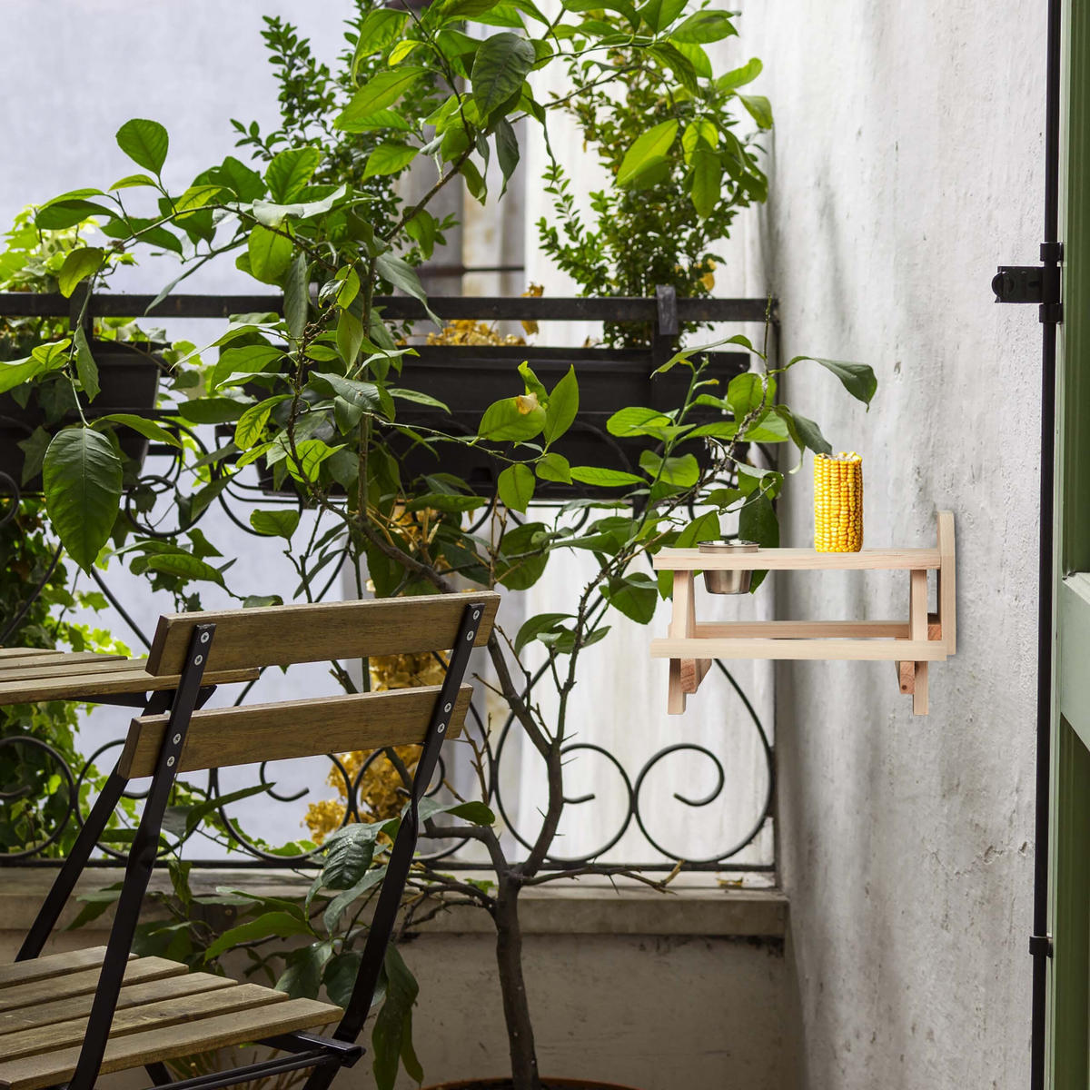 EICHHÖRNCHENTISCH - Hellbraun, Holz/Metall (23/15/21cm) - Relaxdays