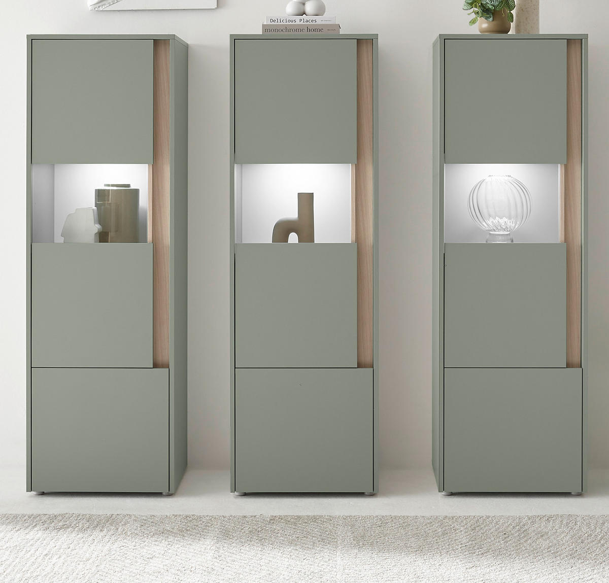 SCHANK-SET Salbei grün, Barista Eiche 190 cm, Vitrinen-Set mit 3x Vitrine je 50x 155 cm - Salbeigrün/Eichefarben, Glas/Holzwerkstoff (190/155/40cm) - Furn.Design