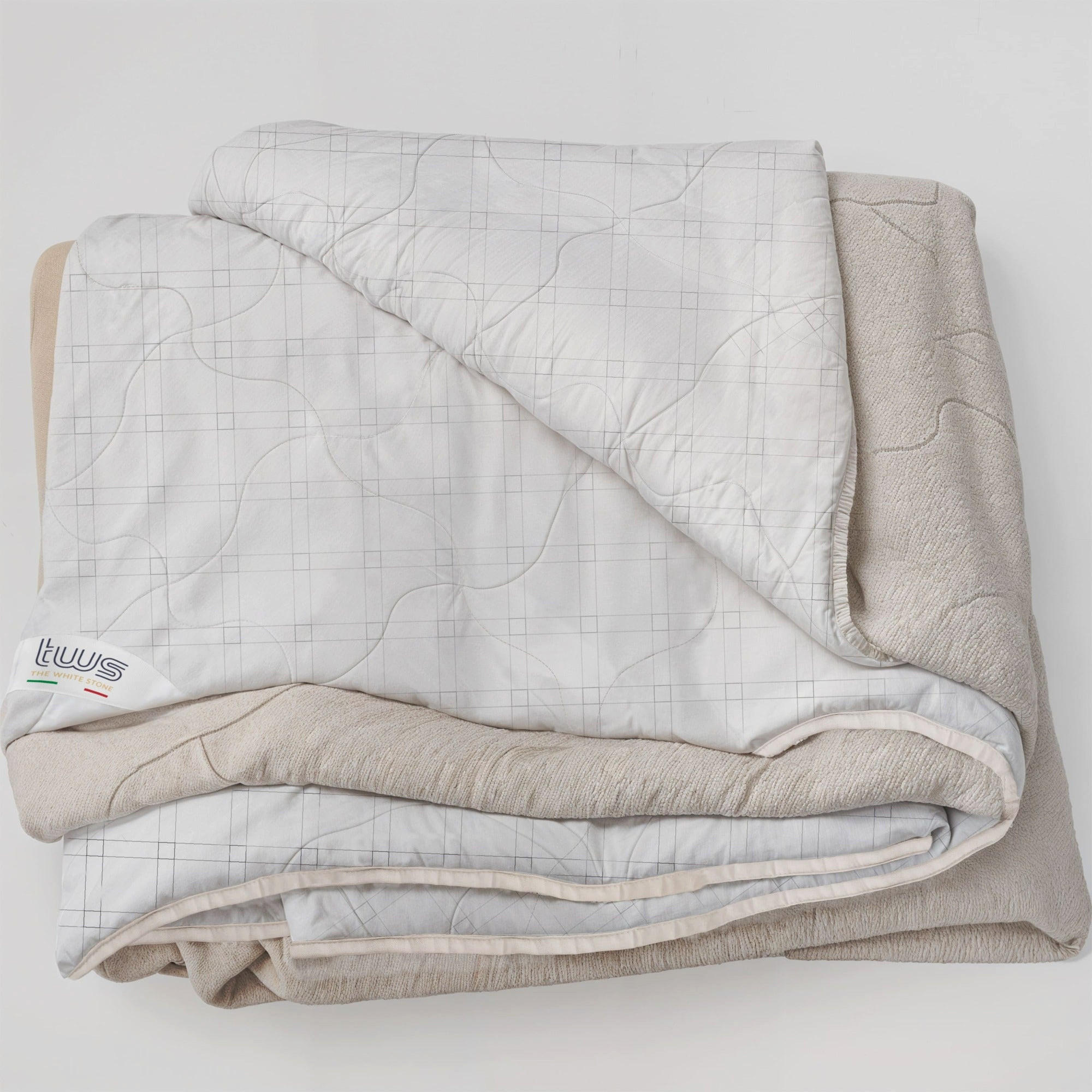 PLAID aus Carbonfaser 215 x 260 cm | Weicher Sofaplaid | Wendbarer Antistress-Plaid - Weiß, Textil (215/260cm) - The White Stone
