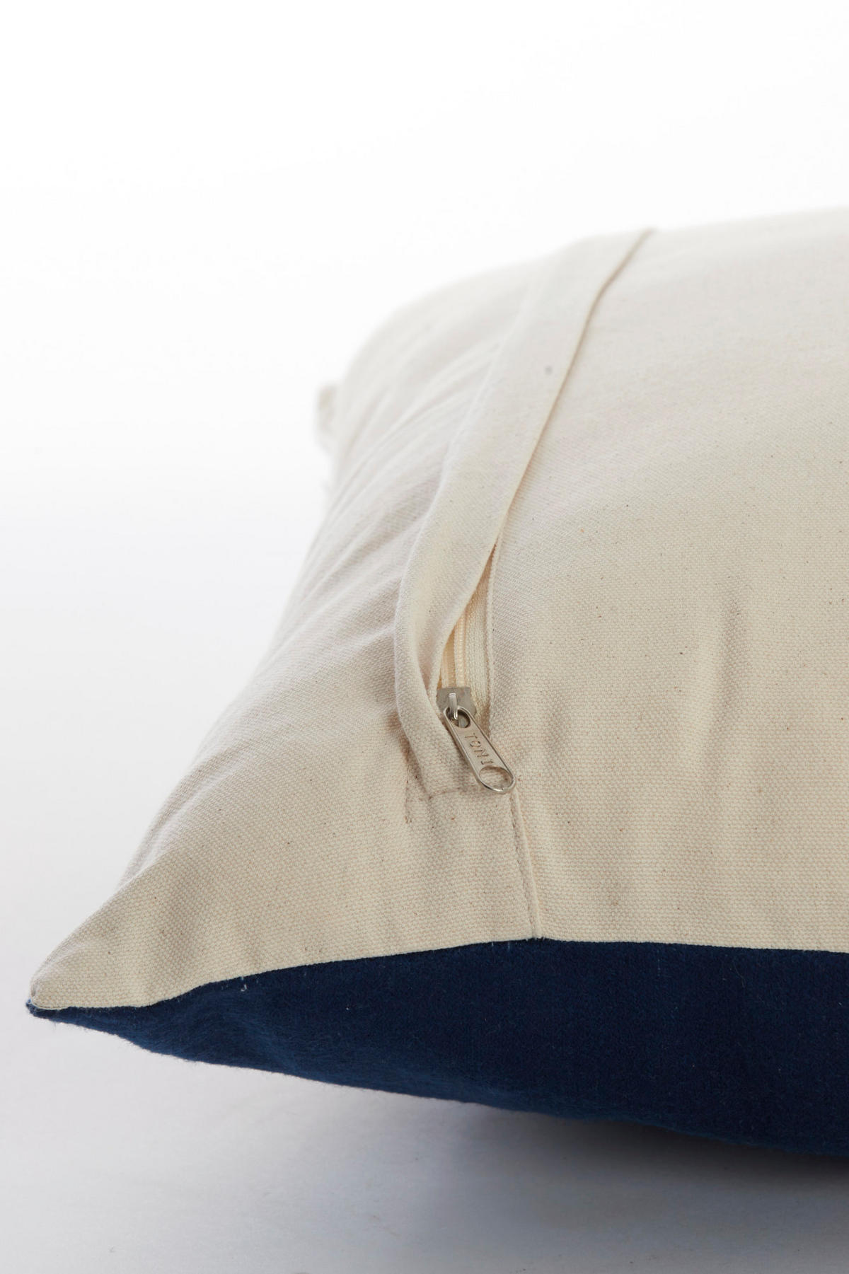 DEKOKISSEN Rejas Blau 45/45/10 cm - Blau, Textil (45/45cm) - Light & Living