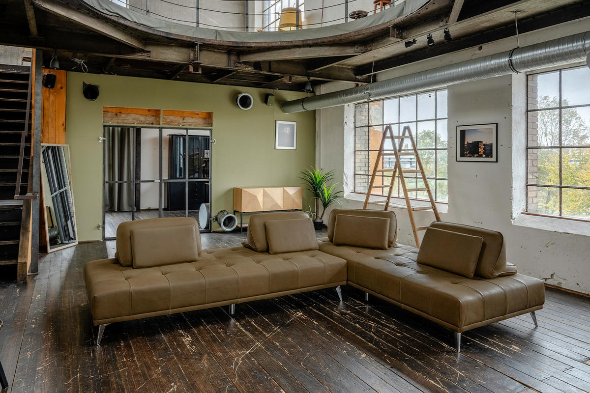 MODULSOFA WIOLO Beige Leder - Beige/Silberfarben, Leder/Metall (350/83/240cm) - KAWOLA