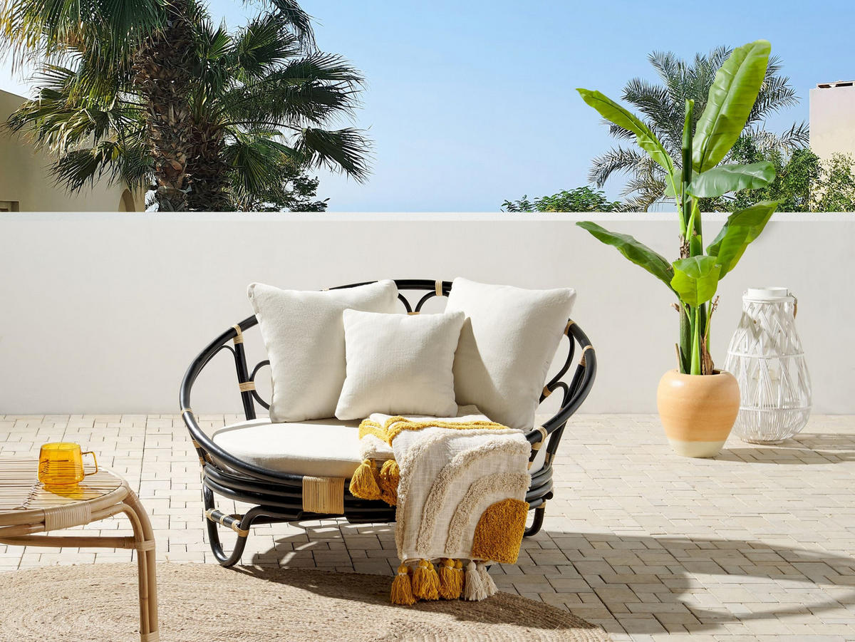 SONNENINSEL Rattan schwarz Auflagen beige ROSSANO - Beige/Schwarz, Naturmaterialen (112/71/110cm) - Beliani