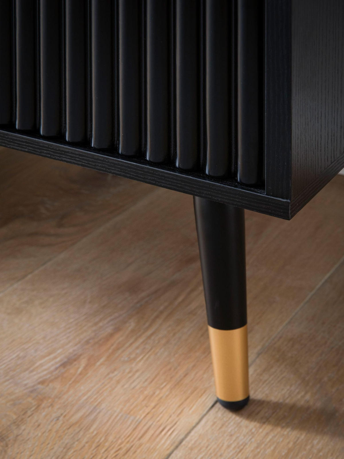 SIDEBOARD – Schwarz/Eiche-Dekor, 150x81x39 cm, mit Türen, Metallbeine - Goldfarben/Schwarz, Holzwerkstoff/Metall (150/81/39cm) - KADIMA DESIGN