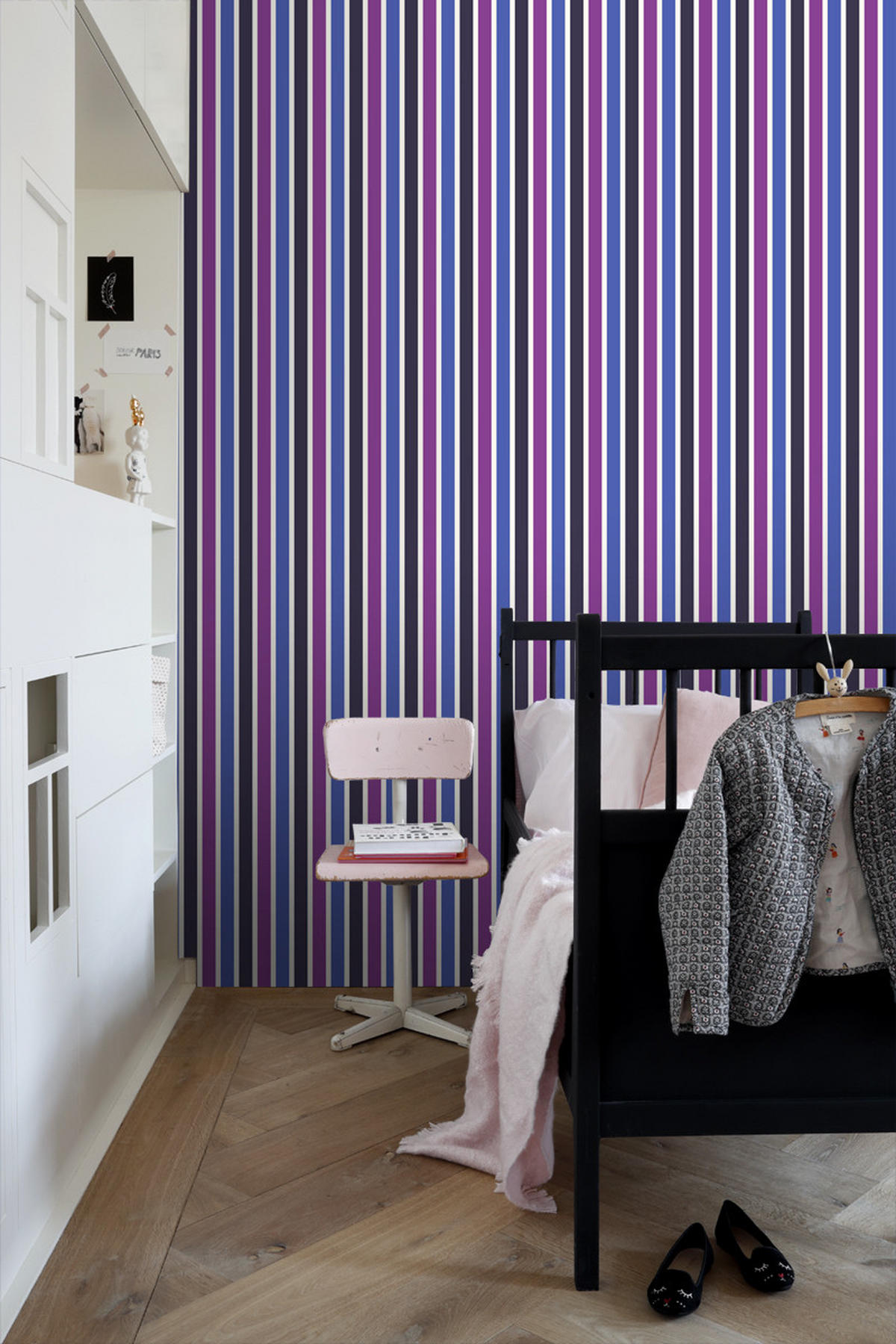 TAPETE Streifen 53 cm x 10.05 m - Blau, Papier (53/1000cm) - ESTAhome