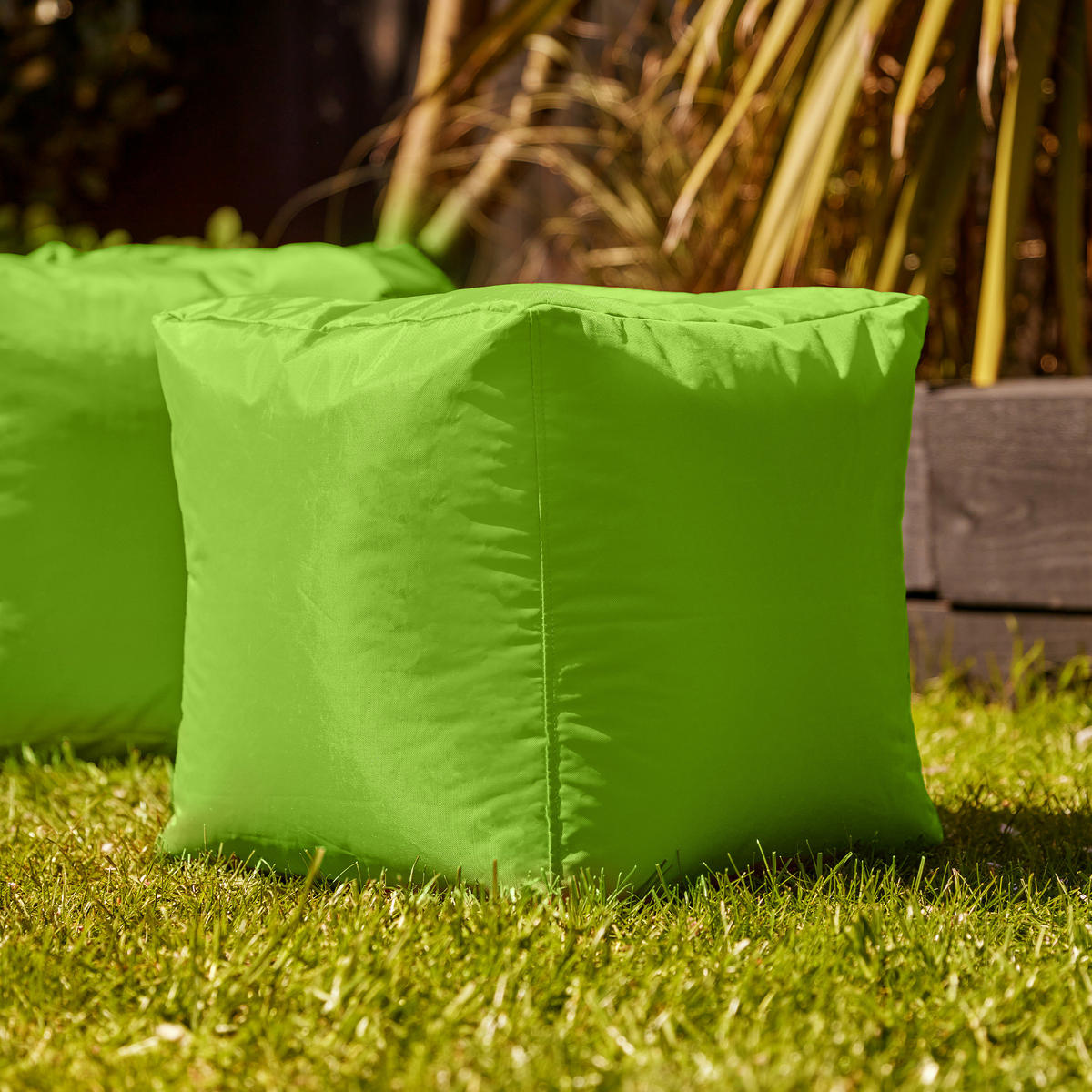 SITZPOUF Outdoor Würfel - Limette/Grün, Kunststoff (38/38/38cm) - Veeva
