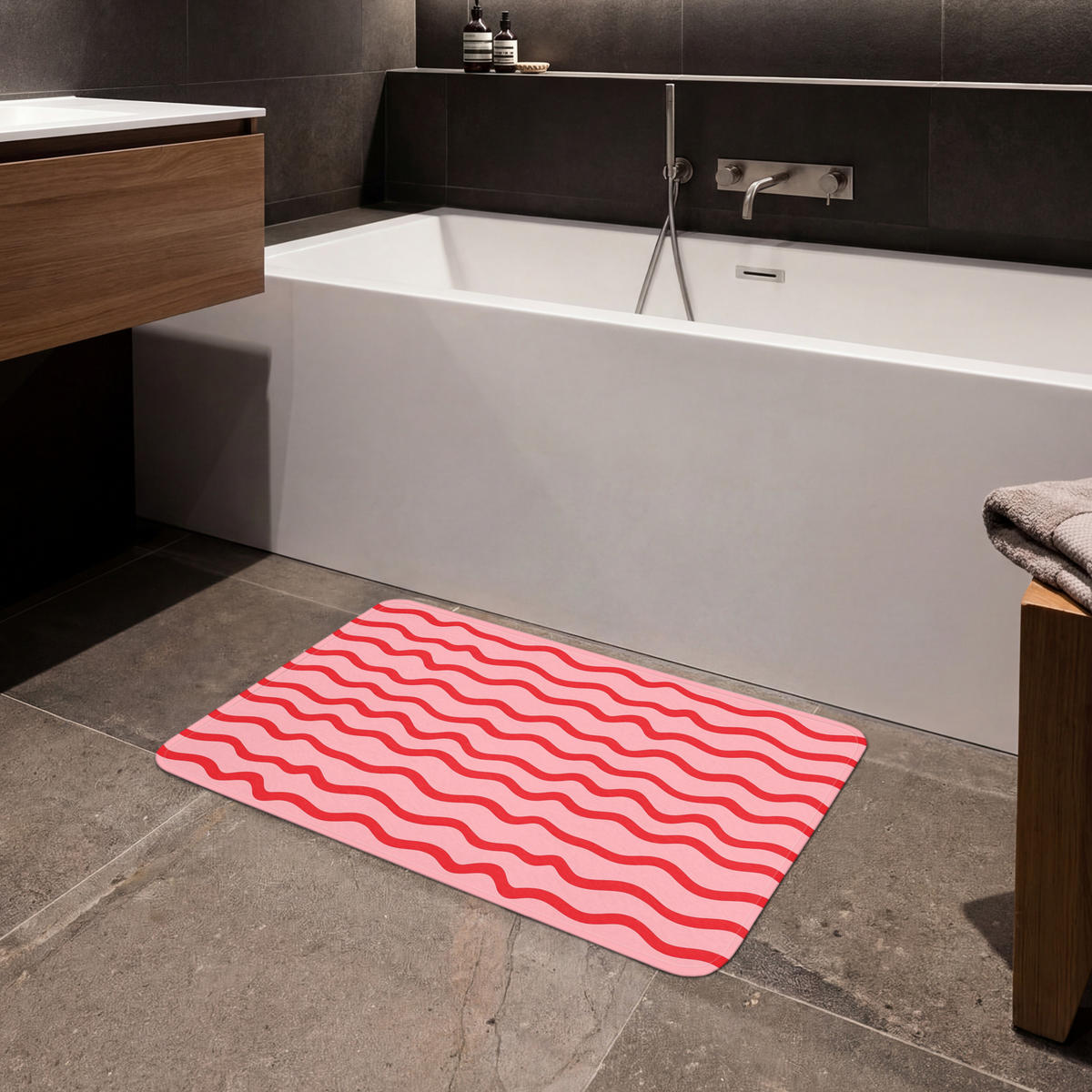 KÚPEĽŇOVÁ PREDLOŽKA Hravé - vzor - červená 80x50 cm - ružová, textil/plast (80/50cm) - OnlyWow