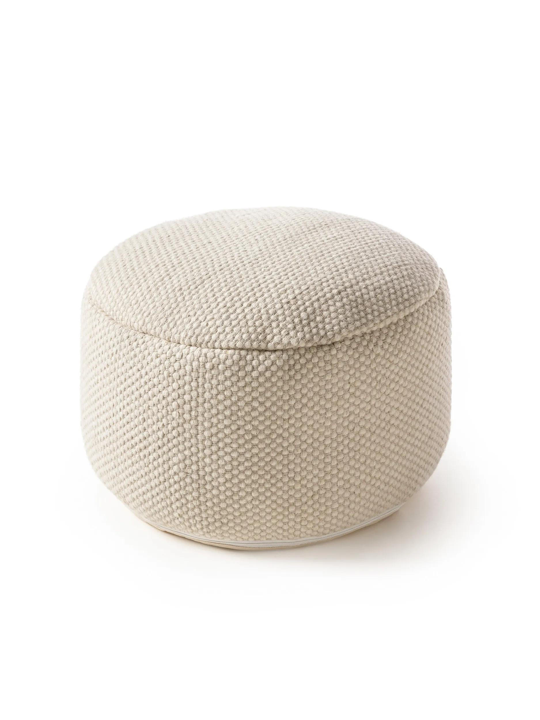 WOLL-POUF handgefertigt Rocco Weiß 55x55x30 cm - Weiß, Textil (55/30/55cm) - benuta Pure
