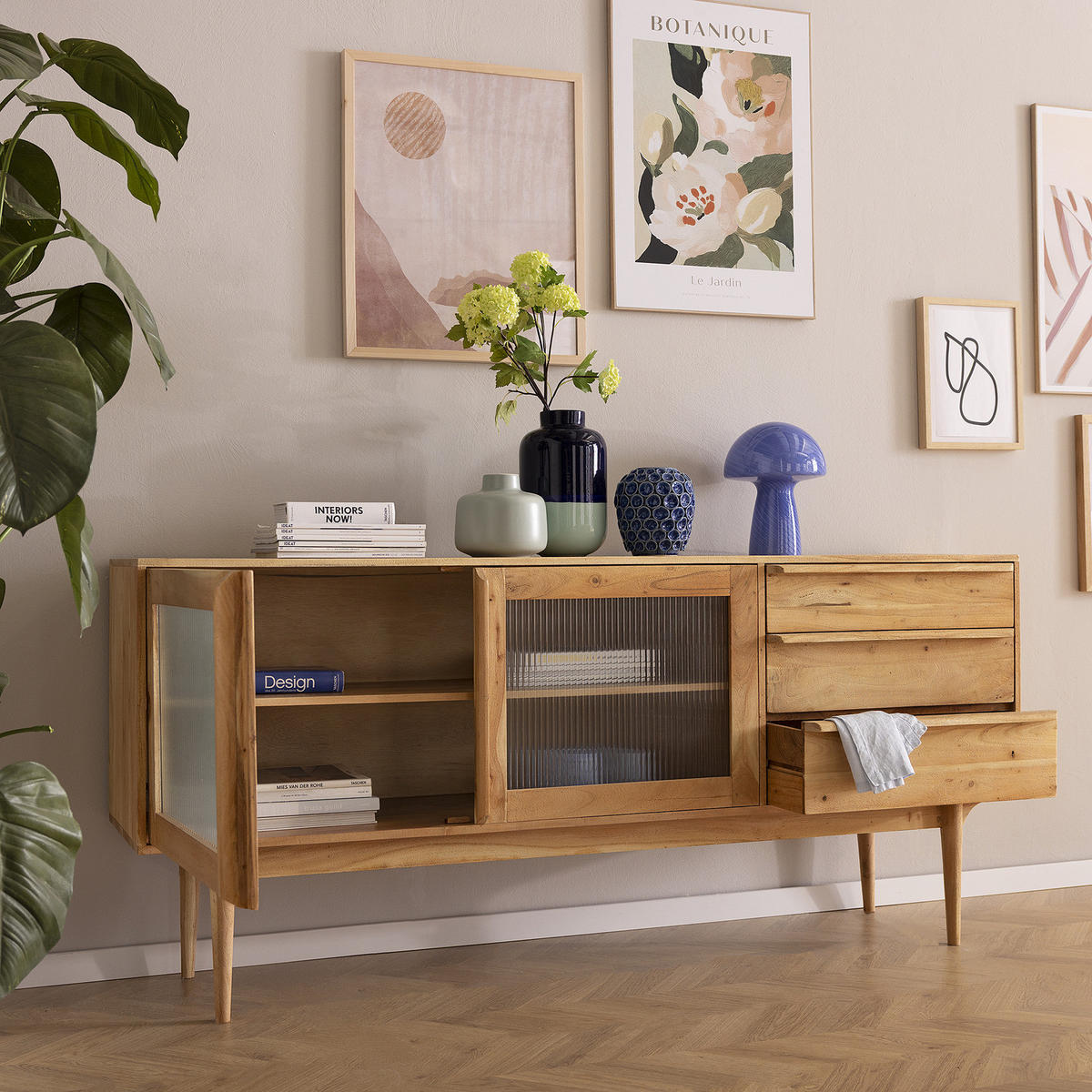 MASSIVES SIDEBOARD mit 3 Schubladen - Akazie massiv - Akaziefarben, Glas/Holz (180/80/40cm) - home24