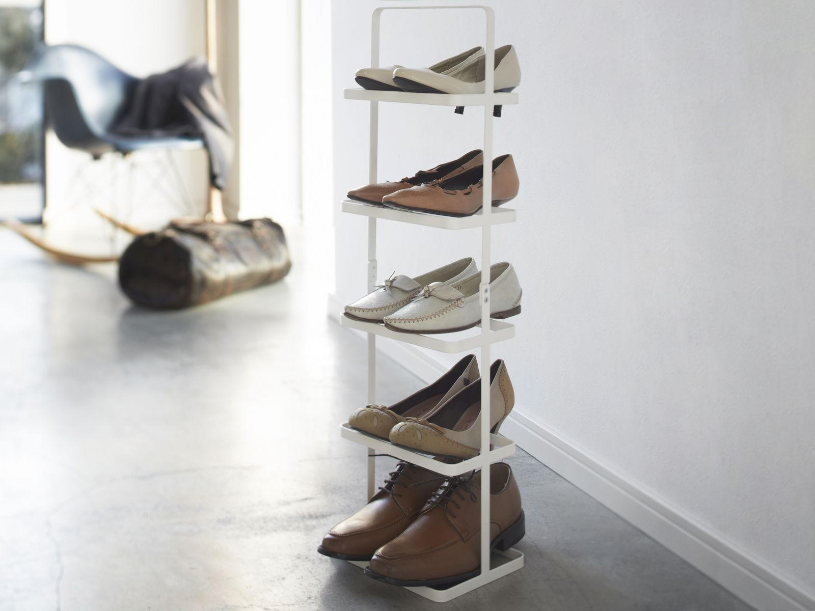 SCHUHREGAL Tower weiß tragbar für 5 Paar Schuhe 22/77/14 cm - Weiß, Metall (22/77/22cm) - Yamazaki