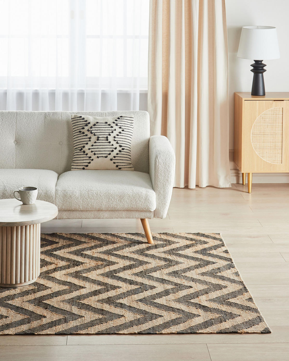 TEPPICH geflochten Beige 160/230 cm Dedepinari - Beige/Schwarz, Naturmaterialien (160/230cm) - Beliani
