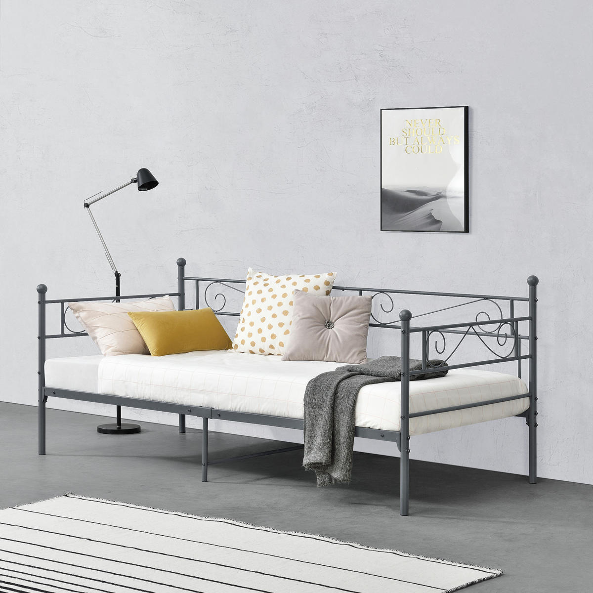TAGESBETT Kerava - Dunkelgrau, Metall (90/200cm) - [en.casa]