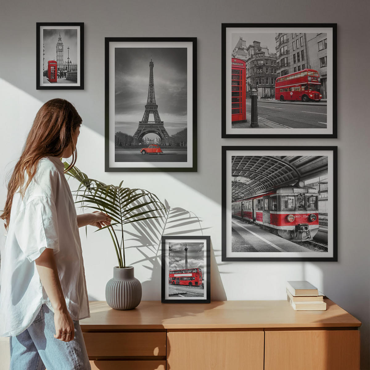 WANDBILDER 5er-Set - 50x50 cm & 20x30 cm & 40x60 cm Schwarzer Rahmen - Rote Busse in der Stadt - Schwarz, Kunststoff (40/60cm) - ArtPrintCave