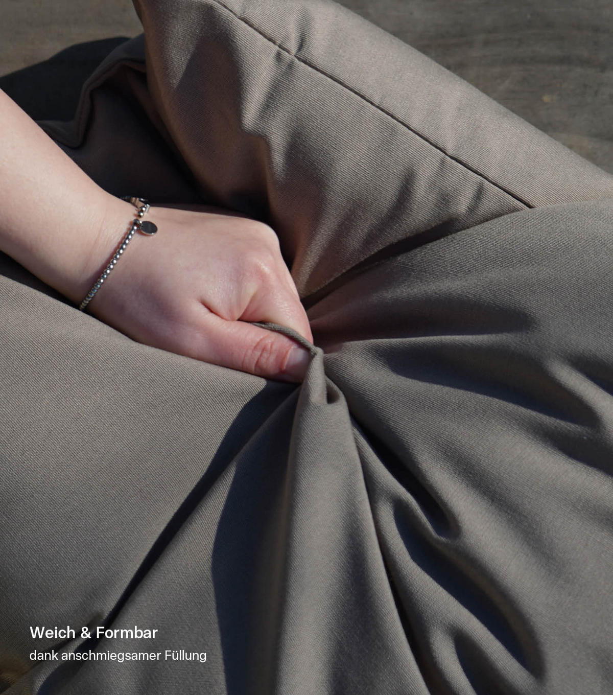 OUTDOORKISSEN Die Wolke 7 - Taupe, Textil (80/10cm) - Mokebo