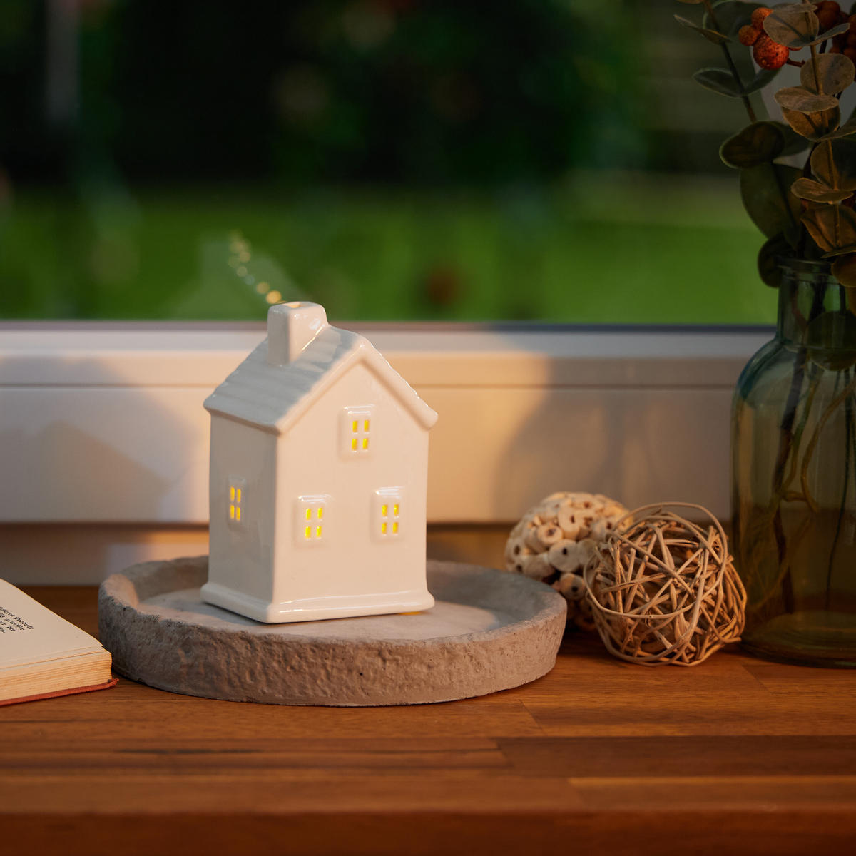 TEELICHTHAUS - Weiß, Keramik (12cm) - Relaxdays