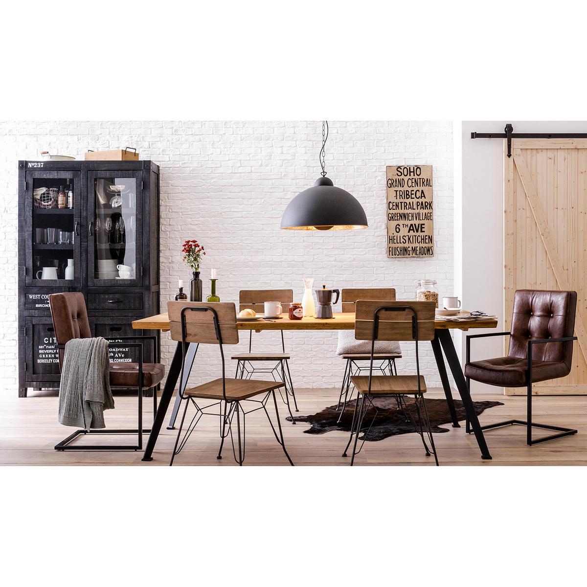 ESSTISCH - Eiche massiv / Metall - Eichefarben/Schwarz, Holz (100/200/77cm) - home24