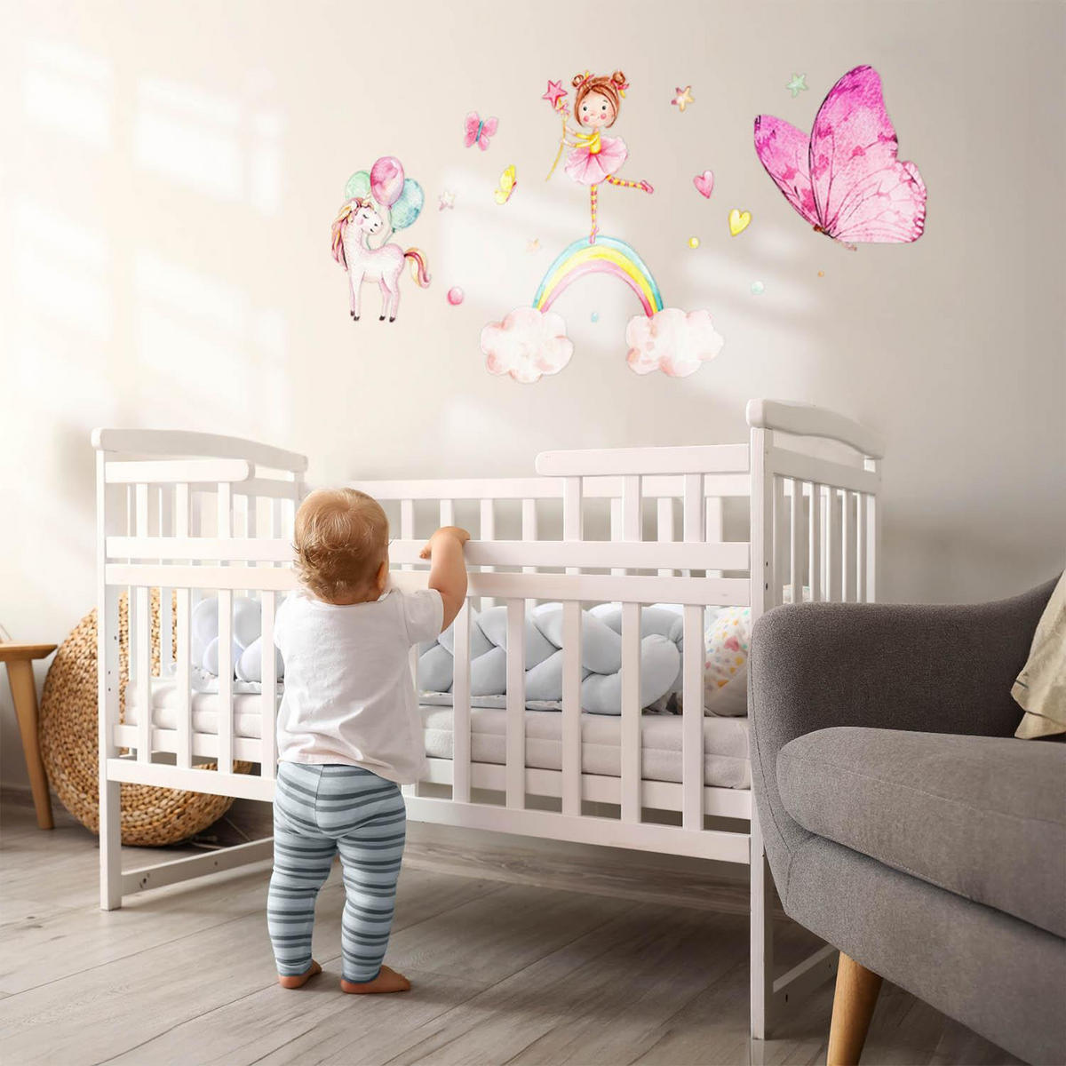 WANDAUFKLEBER 80x105cm - Mädchen auf dem Regenbogen - Multicolor, Kunststoff (80/105/0.1cm) - Wallfluent