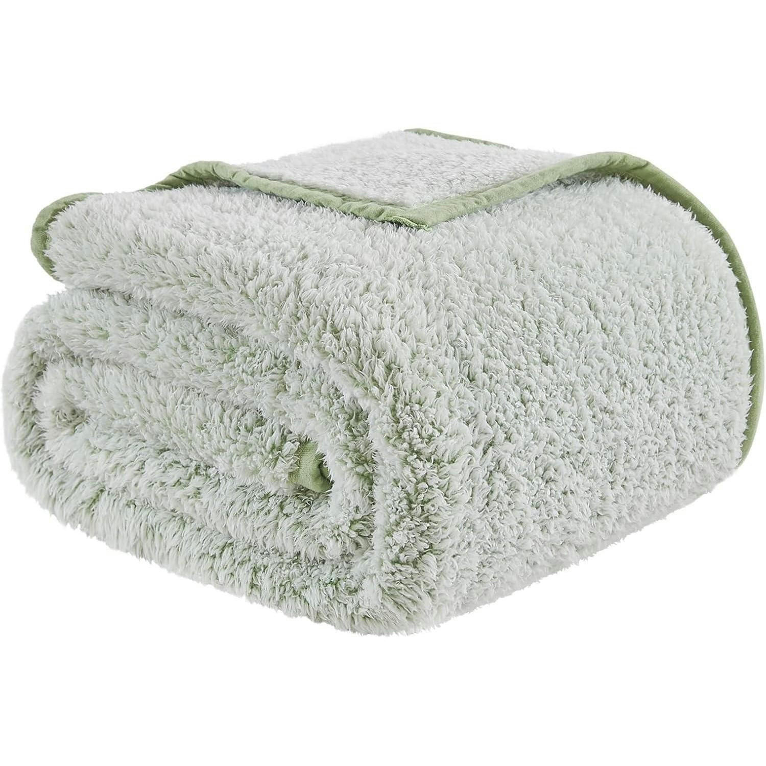 XXXLutz Kuscheldecke Hellgrün 130x152.4 cm