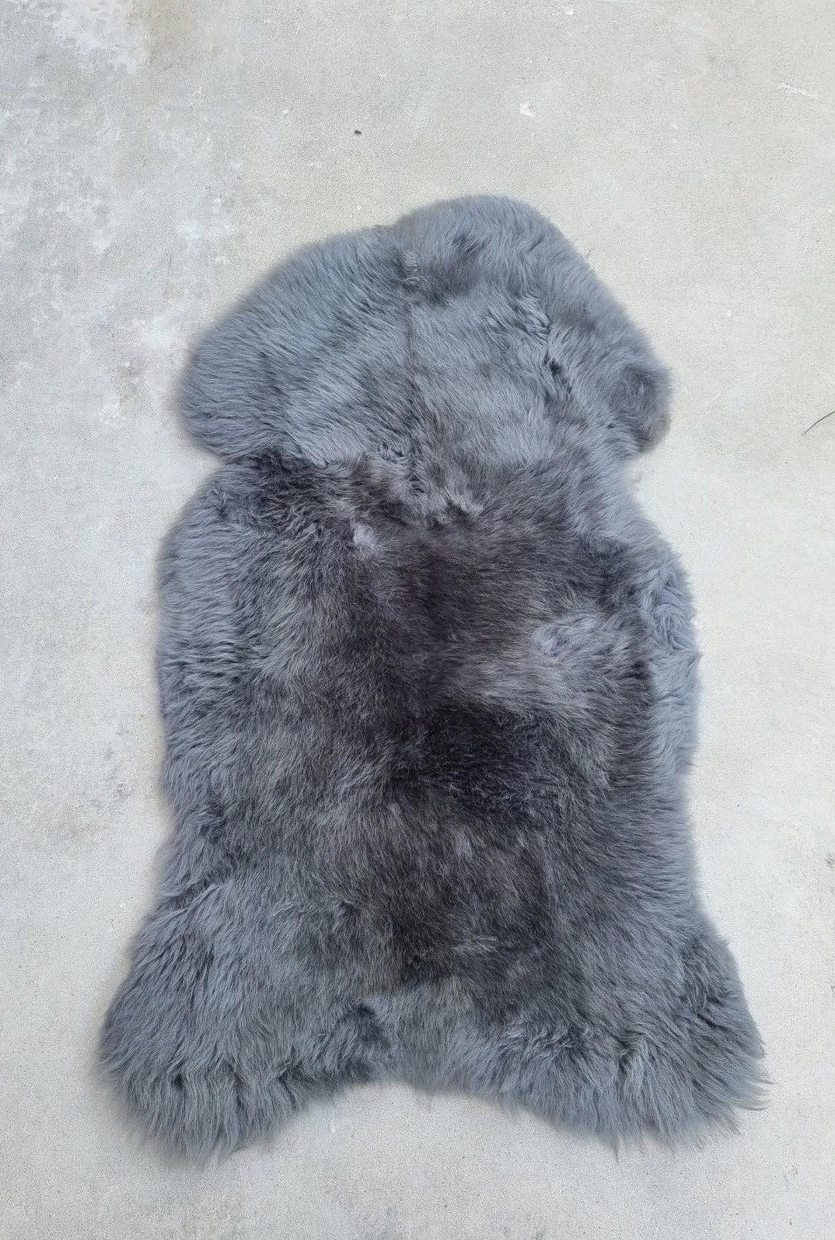 SCHAFFELL Premium Lammfell Natur ungeschoren weiche Wolle Silber Grau ca. 135 cm - Grau, Fell (75/135cm) - Provellus