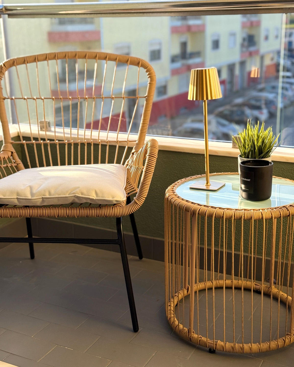 SET DE BALCON cu 2 locuri ratan natural perne gri deschis Labico - bej/culoare naturală, material plastic - Beliani