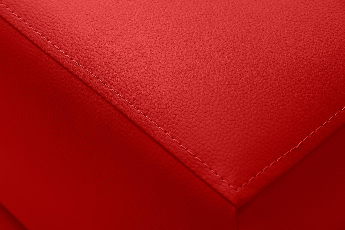 SITZHOCKER ESPECTO auf hohen Holzbeinen, rot - Rot/Schwarz, Textil (58/47/56cm) - KONSIMO®