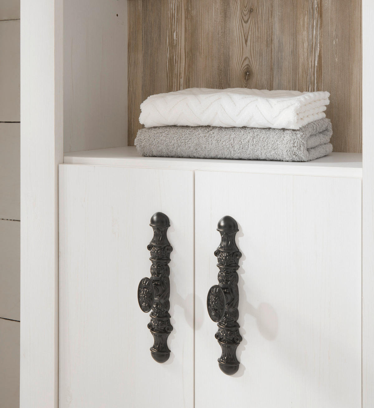 BAD-HOCHSCHRANK Pinie weiß, Oslo Pinie Landhaus, Badschrank, 65 x 200 cm - Dunkelgrau/Weiß, Holzwerkstoff/Metall (65/200/35cm) - Furn.Design