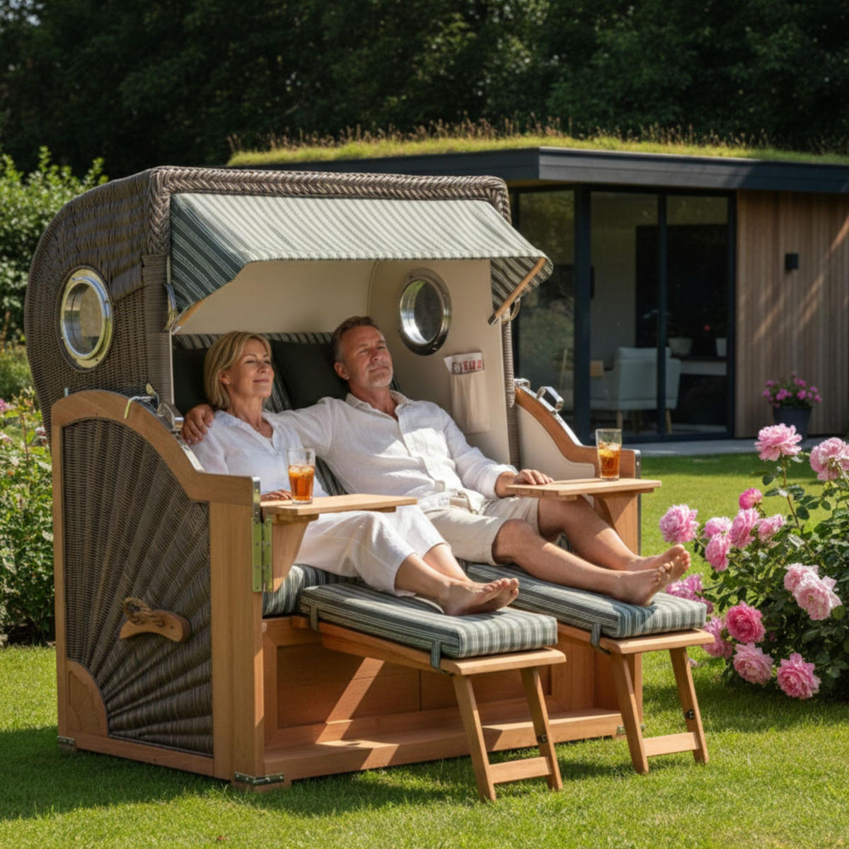 STRANDKORB Baltikum Teak 2,5 Sitzer - Braun/Grün, Holz/Metall (142/170/95cm) - Mr. Deko