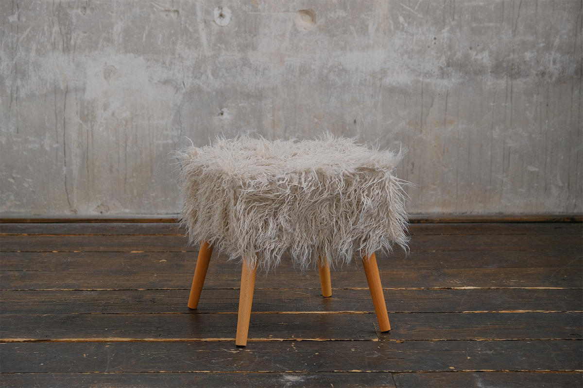 FELLHOCKER FYNN Grau - Grau, Fell (42/45/42cm) - KAWOLA