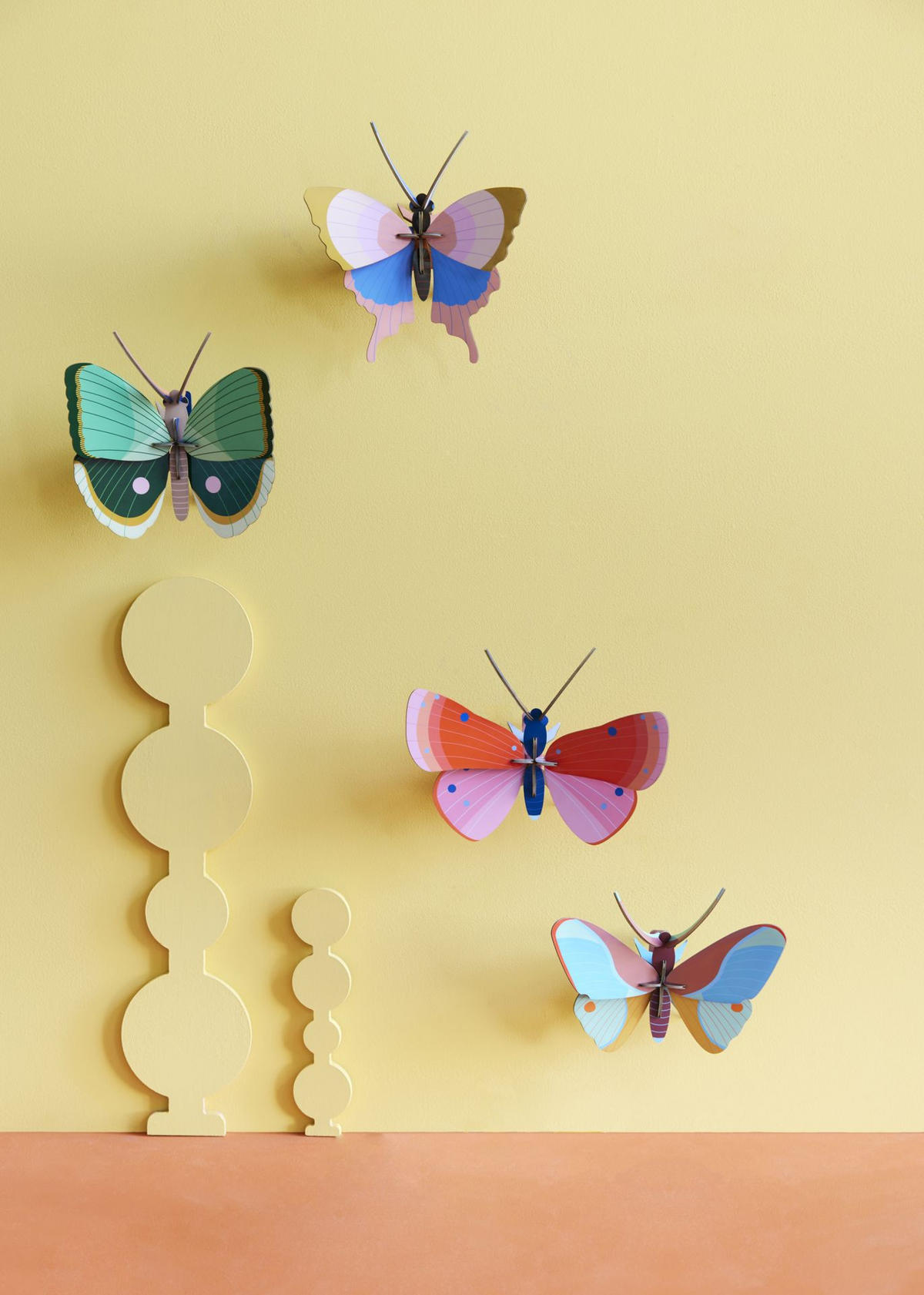 WANDDEKO Sanfte Flügelpracht 6/15 cm - Multicolor, Wellpappe (6/15/14cm) - KUNSTLOFT