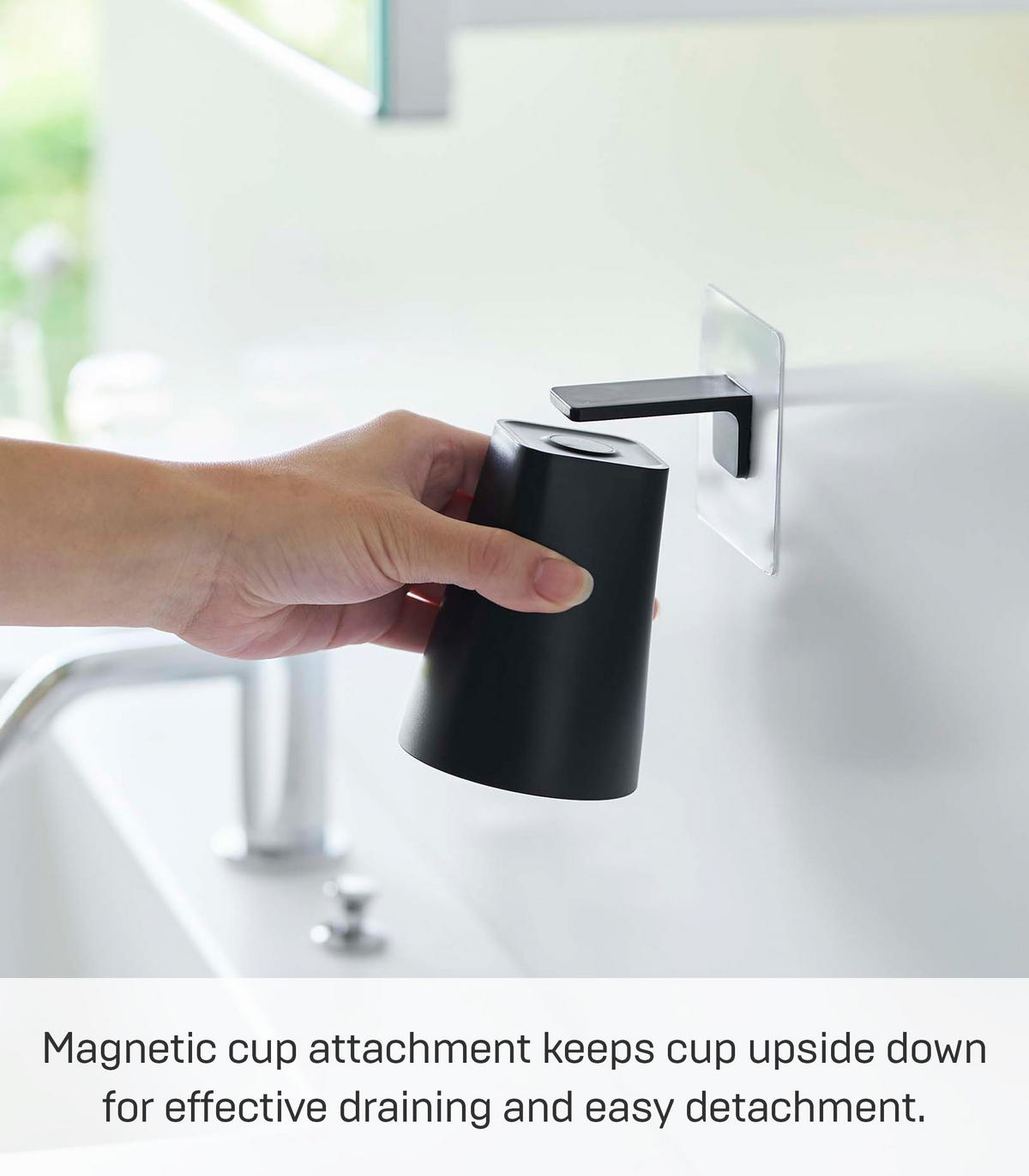 BECHERHALTER Film Hook 5488 schwarz 200 ml - Schwarz, Kunststoff (7/9.5/7cm) - Yamazaki