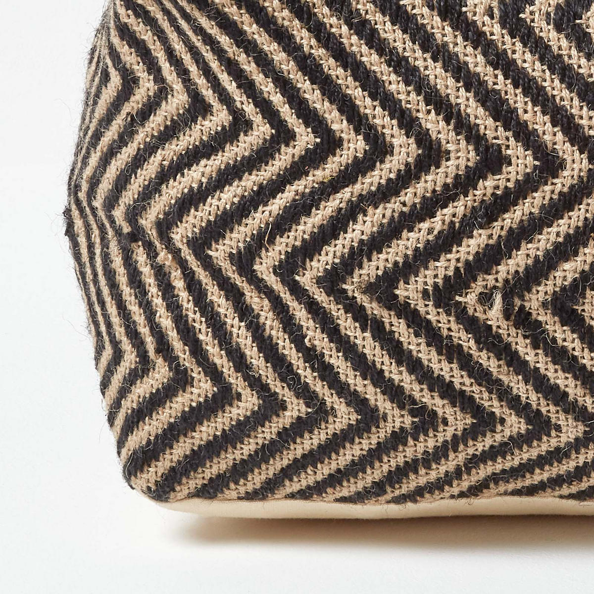 SITZPOUF Ethno Style mit Zickzack-Muster, 60/60/30 cm - Schwarz, Textil (60/30/60cm) - Homescapes