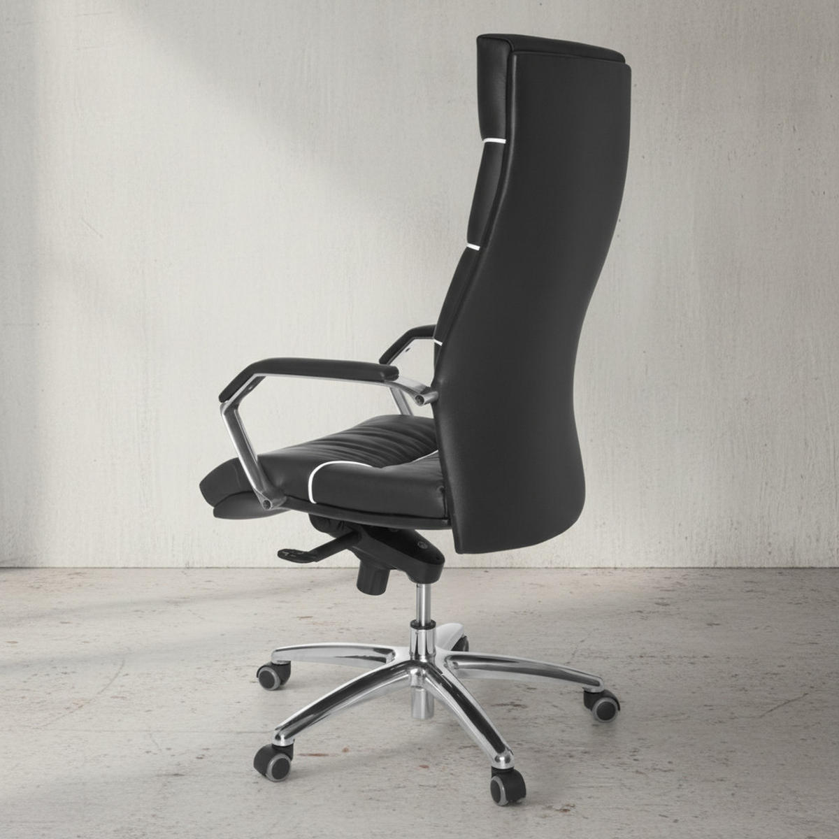 CHEFSESSEL Echtleder mit Soft-Air Polsterung und Aluminiumfußkreuz 5-Punkt-Mechanik KANZAS - Silberfarben/Schwarz, Leder (60/126/55cm) - KADIMA DESIGN