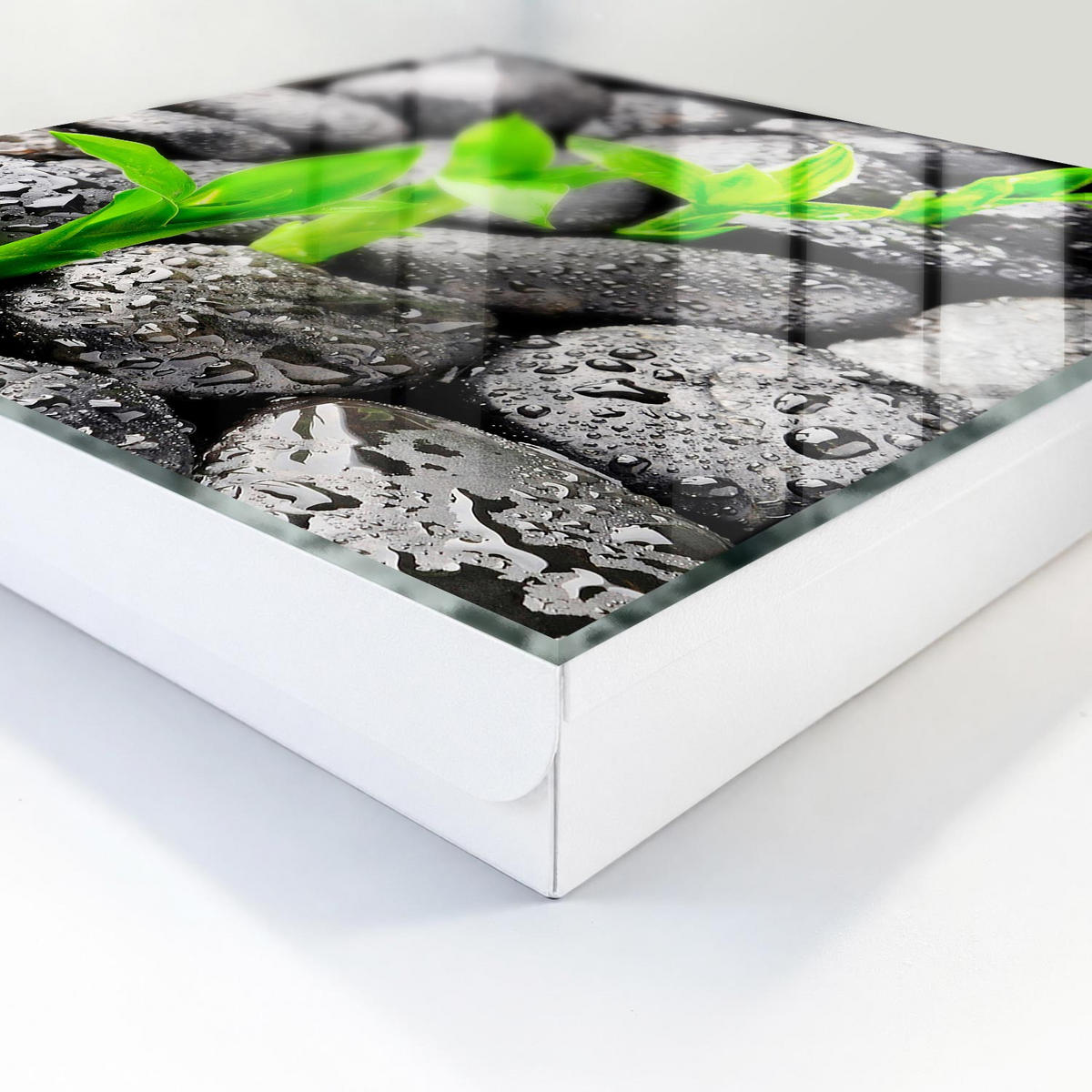 SCHLÜSSELBOX Weiß 30x30 cm – Türöffnung nach rechts - Grüne Natur - Schwarz, Metall (30/30/5cm) - TULUP