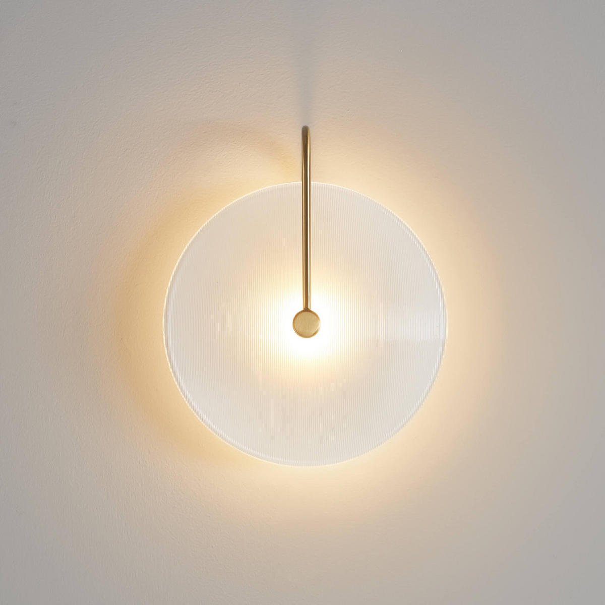 WANDLEUCHTE Esmée, Messing und Weiß, 30cm - Messingfarben, Glas (25/30/10cm) - KOSILUM