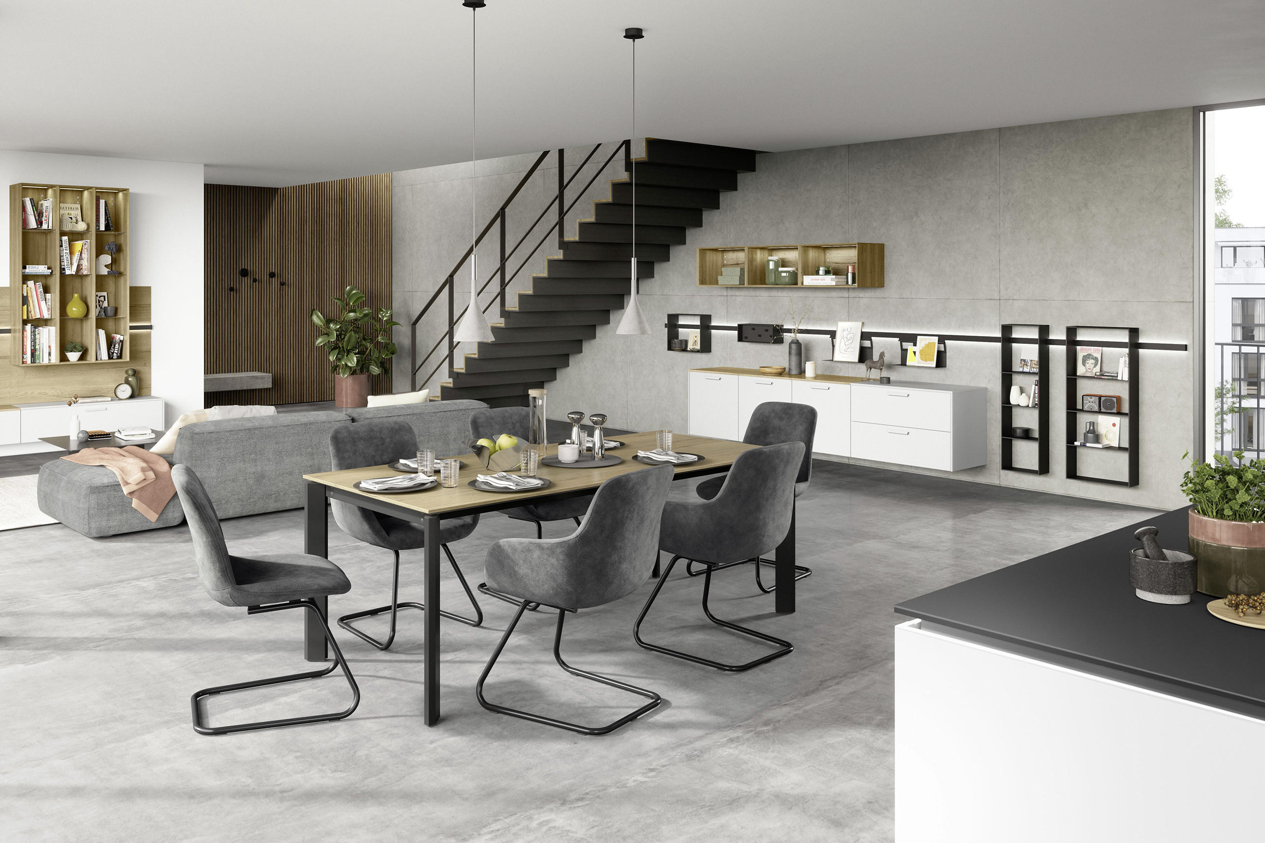 Stilvolle Küche und Esszimmer mit einer modernen Treppe, die den Raum elegant verbindet. Helle, einladende Atmosphäre.