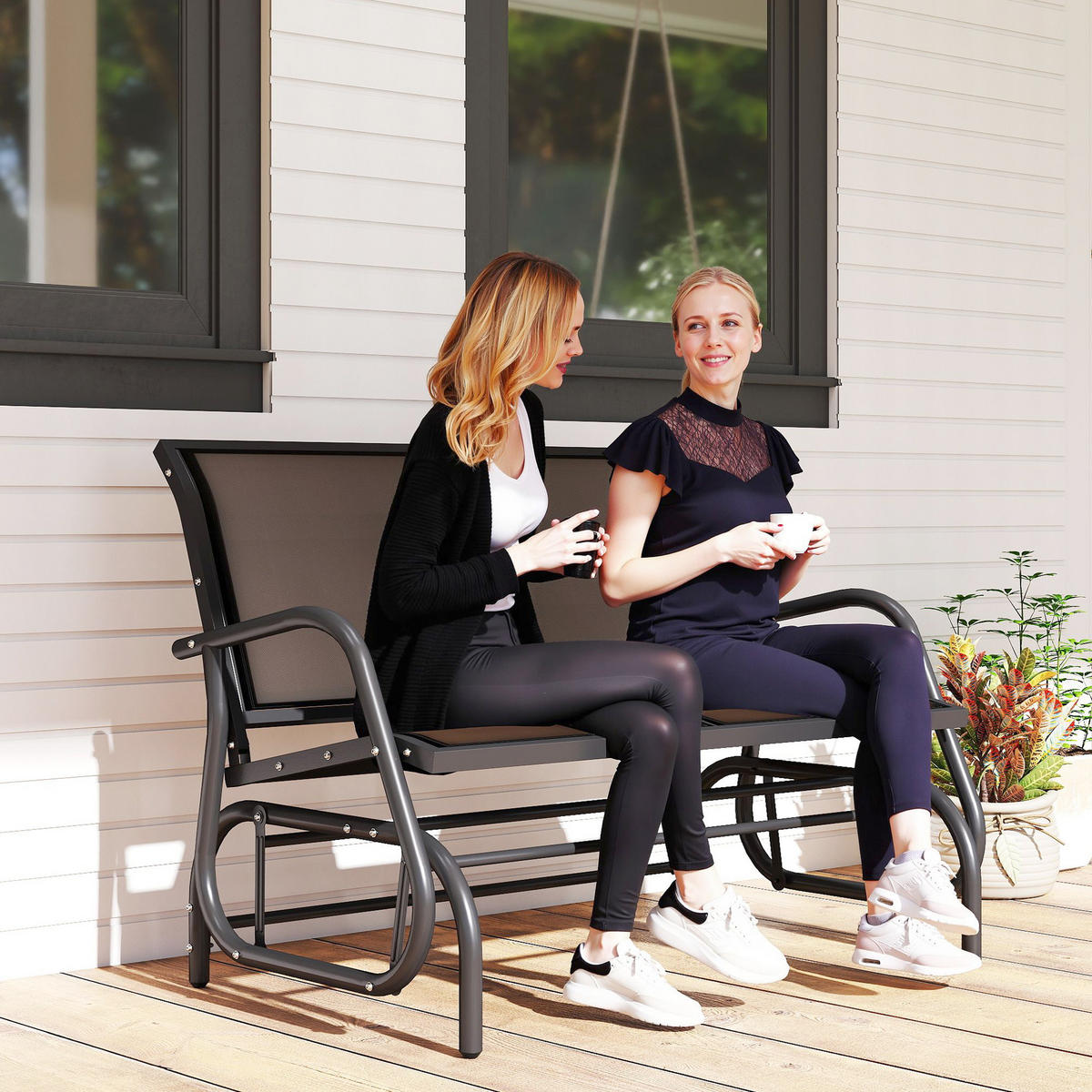 SCHAUKELSTUHL 2-Sitzer Gartenbank Sitzbank Parkbank Metall Schwarz 120x70x88cm - Schwarz, Metall (70/85/120cm) - Outsunny