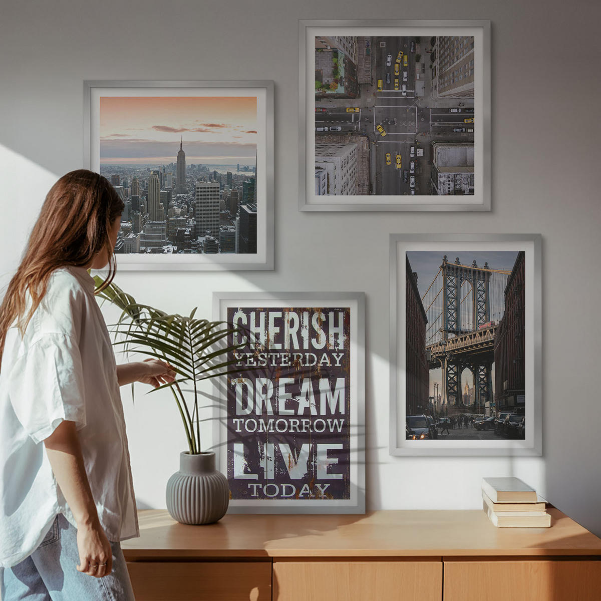 WANDBILDER 4er Set - 50x50 cm & 40x60 cm Silberner Rahmen - Zitat über New Yorker Landschaften - Silberfarben, Kunststoff (50/50cm) - ArtPrintCave