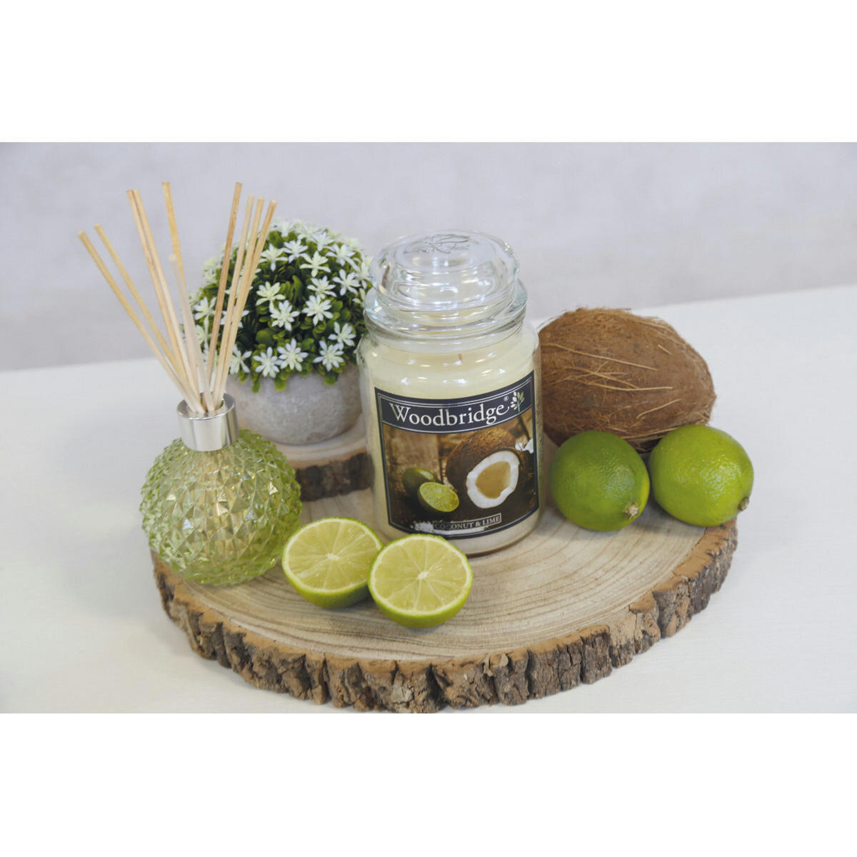 DUFTKERZE Woodbridge - Weiß, Naturmaterialien/Glas (17cm)