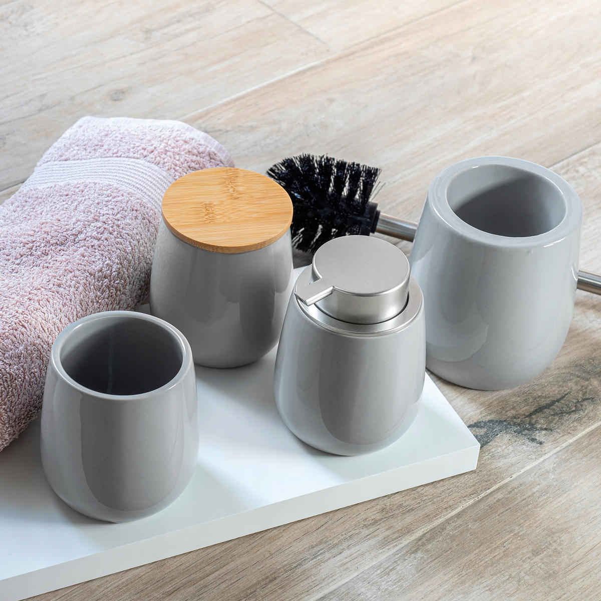 BADEZIMMERBECHER 10 cm, grau - Grau, Keramik (10/10cm) - KADAX