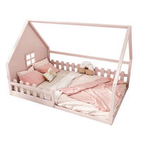 HAUSBETT aus Kiefer und MDF 140x200 cm Rosa mit Hausrahmen und Sicherheitsgeländer - Rosa, Holzwerkstoff (140/200cm) - Modfu