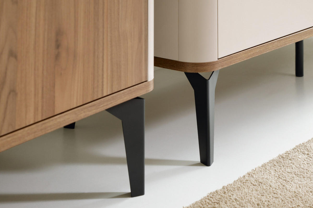 KLEIDERSCHRANK AURO 01 88/190/52 cm in Kaschmir / Royal Nussbaum - Kaschmir/Nussbaumfarben, Holzwerkstoff (88/190/52cm) - Deine Möbel 24