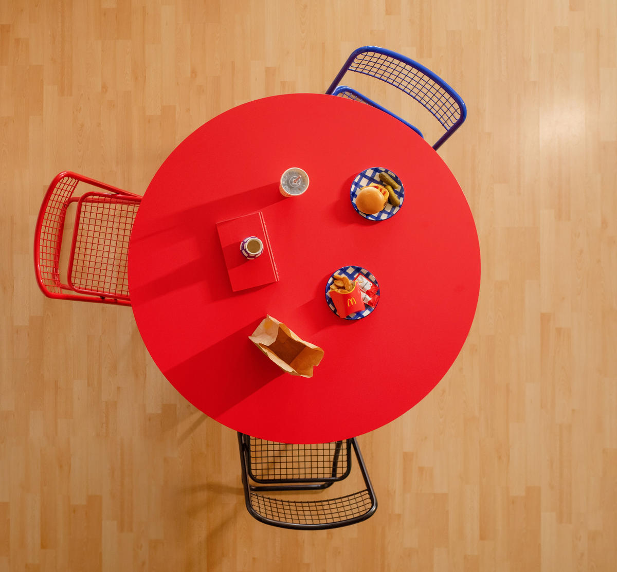 ESSTISCH Runder mit laminiertem 3 cm in Rot, 120 cm - Rot, Holzwerkstoff (120/120/75cm) - RNT By Really Nice Things