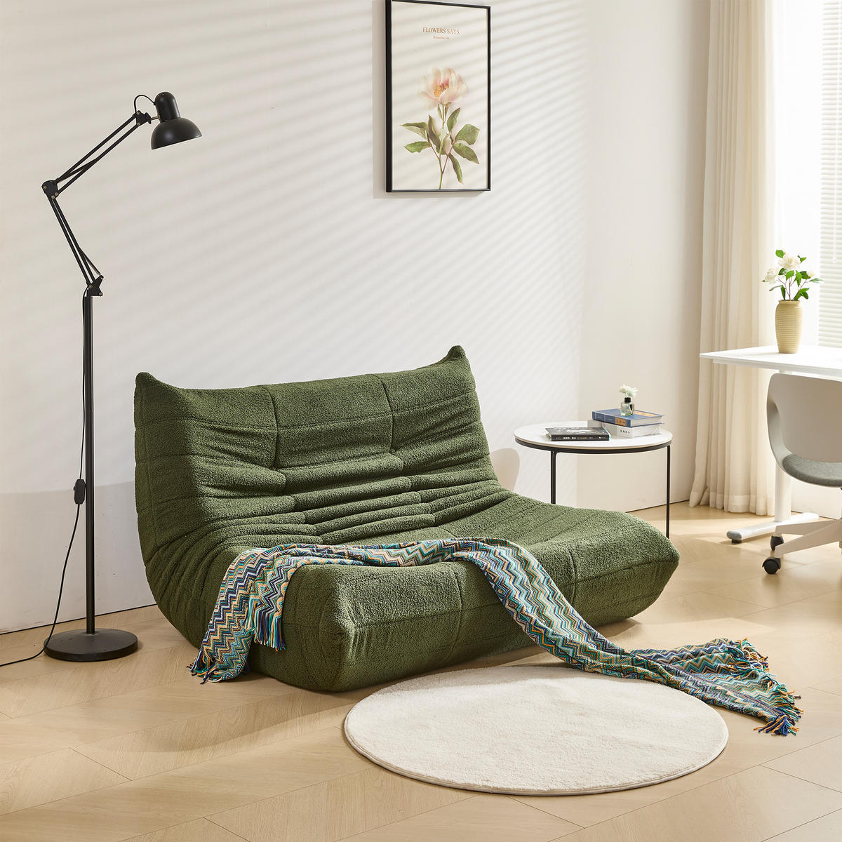 LOUNGESOFA 149/114/82 cm aus Teddyfell in Grün 2 Sitzer im skandinavischen Stil - Grün, Textil (120/82/149cm) - BEAOK
