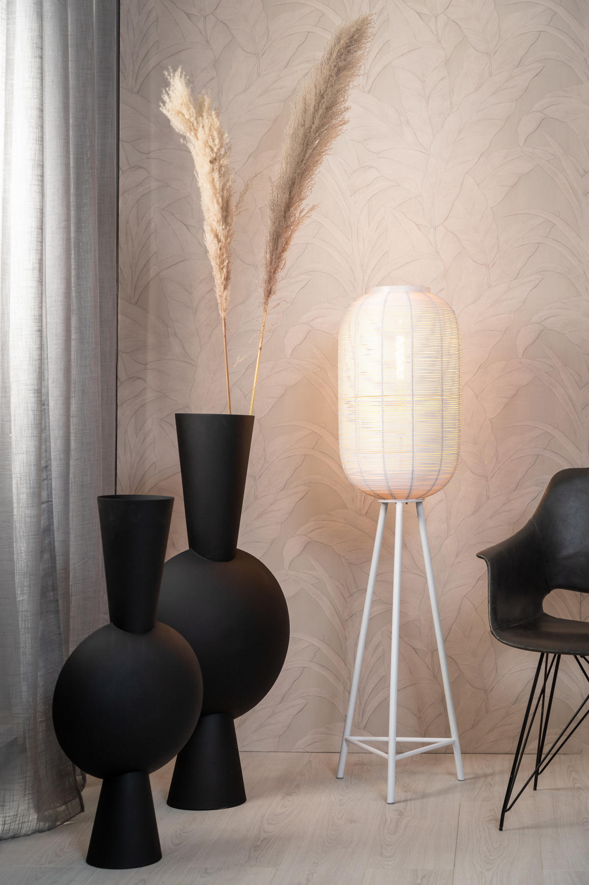 VASE Kavandu Schwarz 31/20/60 cm - Schwarz, Metall (61.5cm) - Light & Living