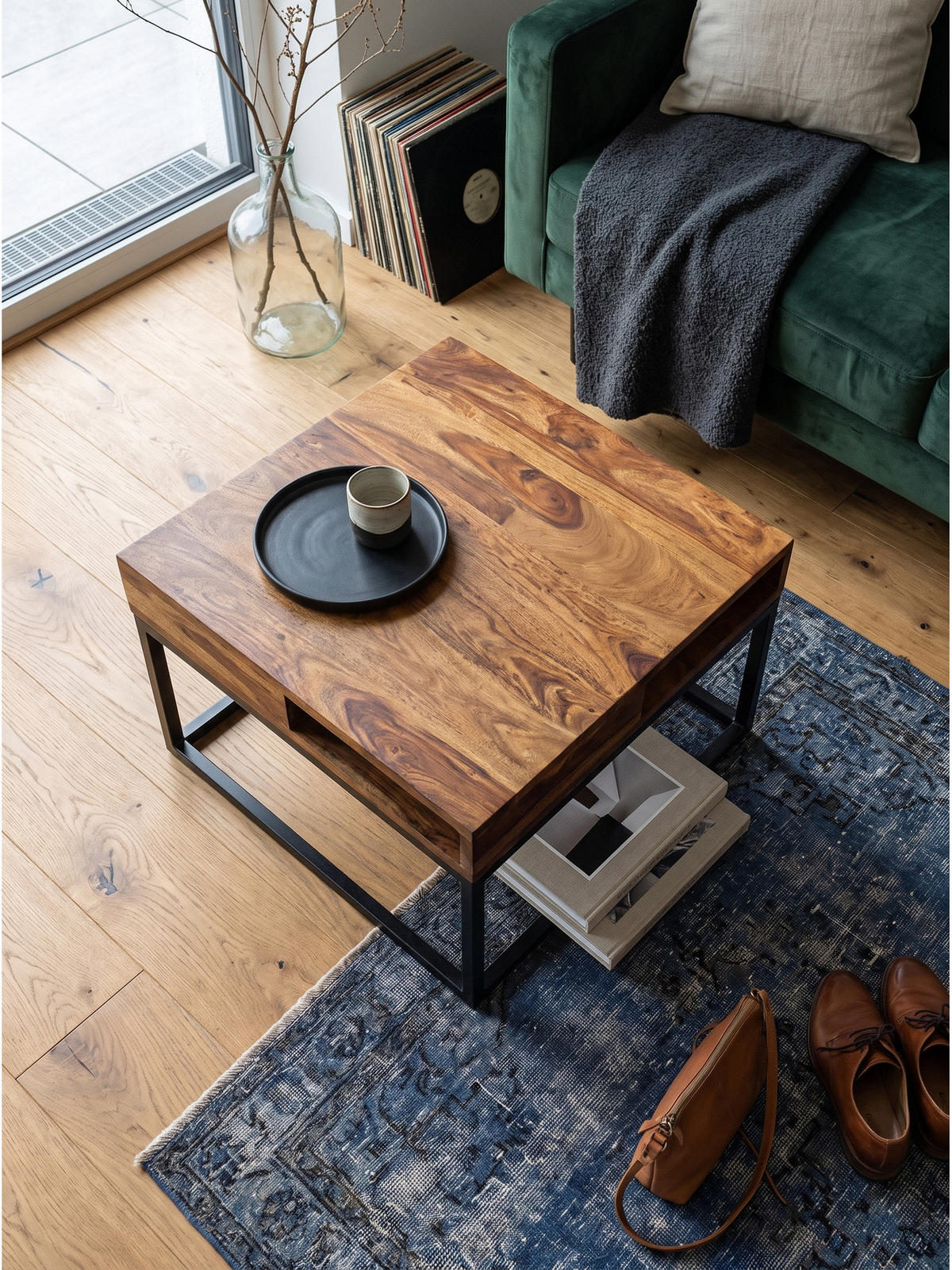 COUCHTISCH SAZAVA, Dunkles Massivholz-Schwarz, mit Stauraum, 60 x 60 x 40 cm - Schwarz/Braun, Holz/Metall (60/60/40cm) - KADIMA DESIGN