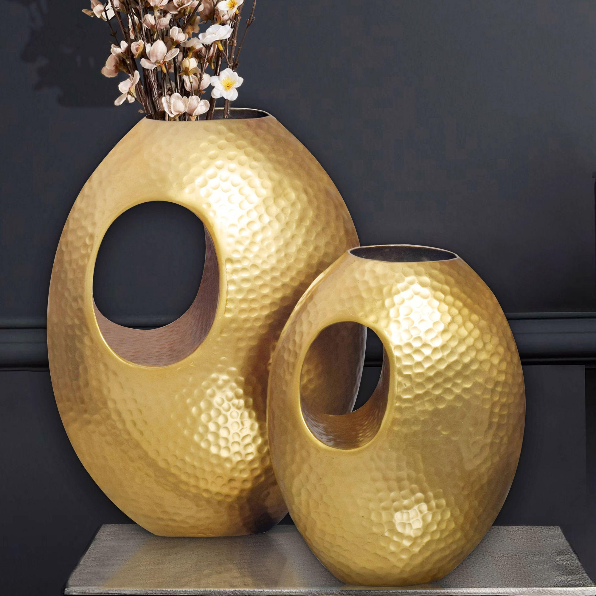 VASE 2er Set Aluminium mit Tragegriff Hammerschlag Modern Handgefertigt, Gold 29x17x39 cm - Goldfarben, Metall (39cm) - KADIMA DESIGN